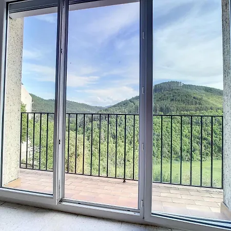 3 Balcon Parking Apartment