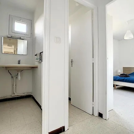 3 Balcon Parking Apartment *